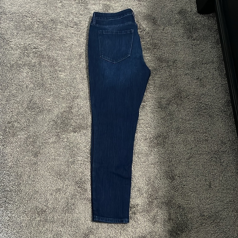 High-Rise Women’s Jeans - 12 SHORT - Picture 5 of 9